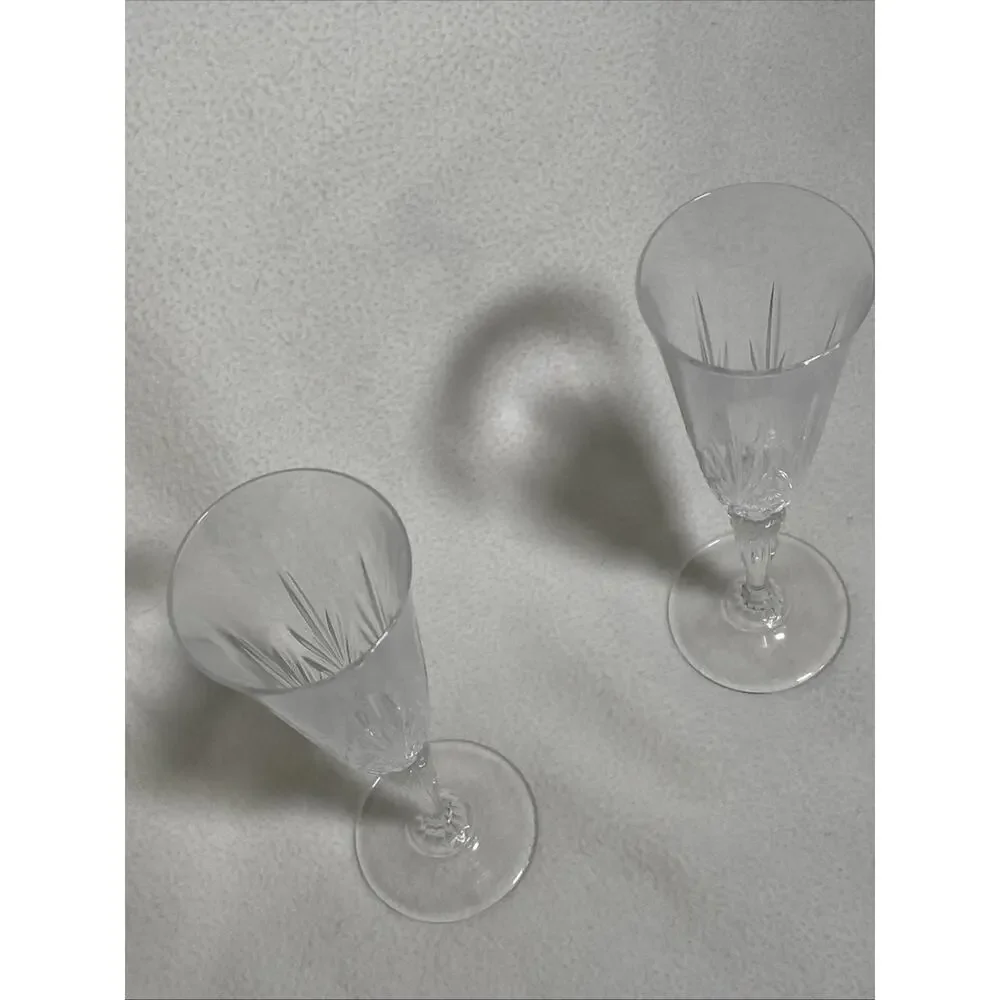 RCR Royal Crystal Rock Overture Fluted Champagne Stem 8-3/8